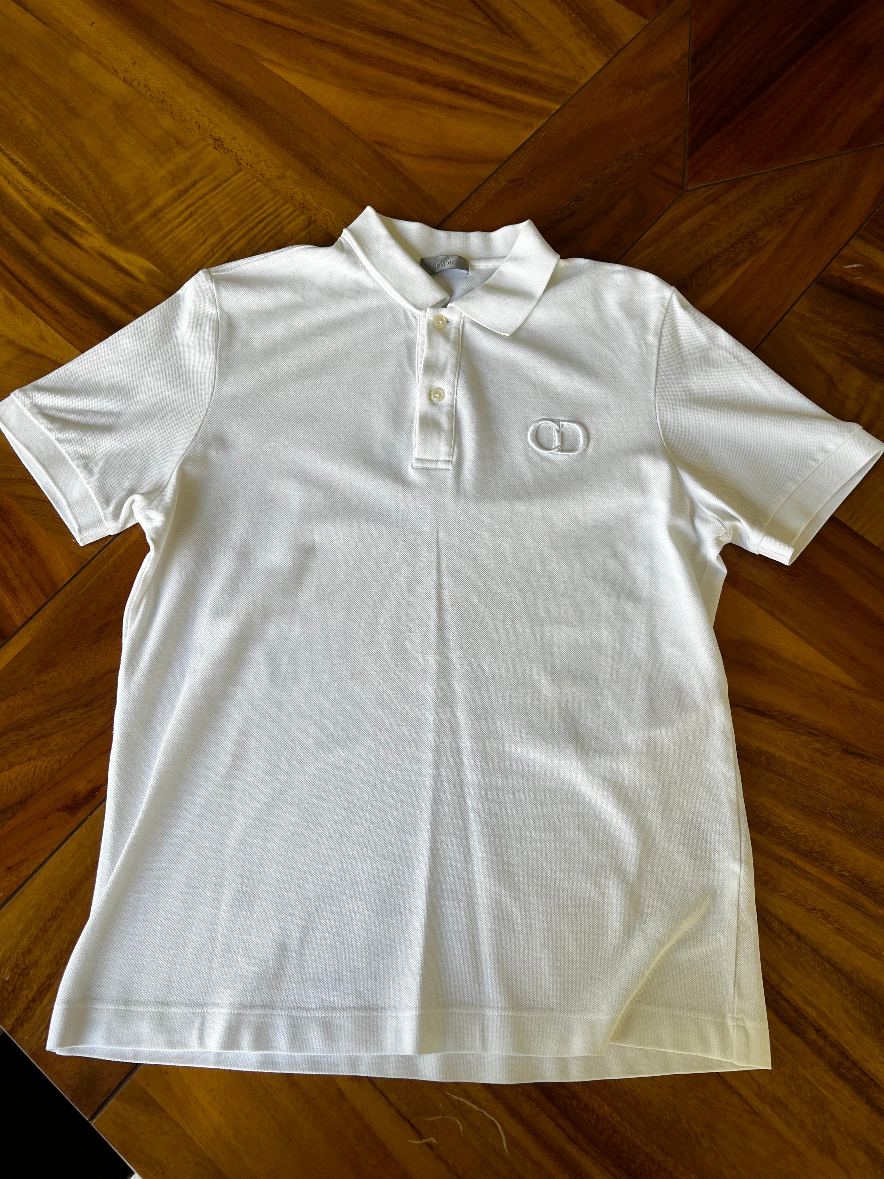 Playera Dior, Tipo polo