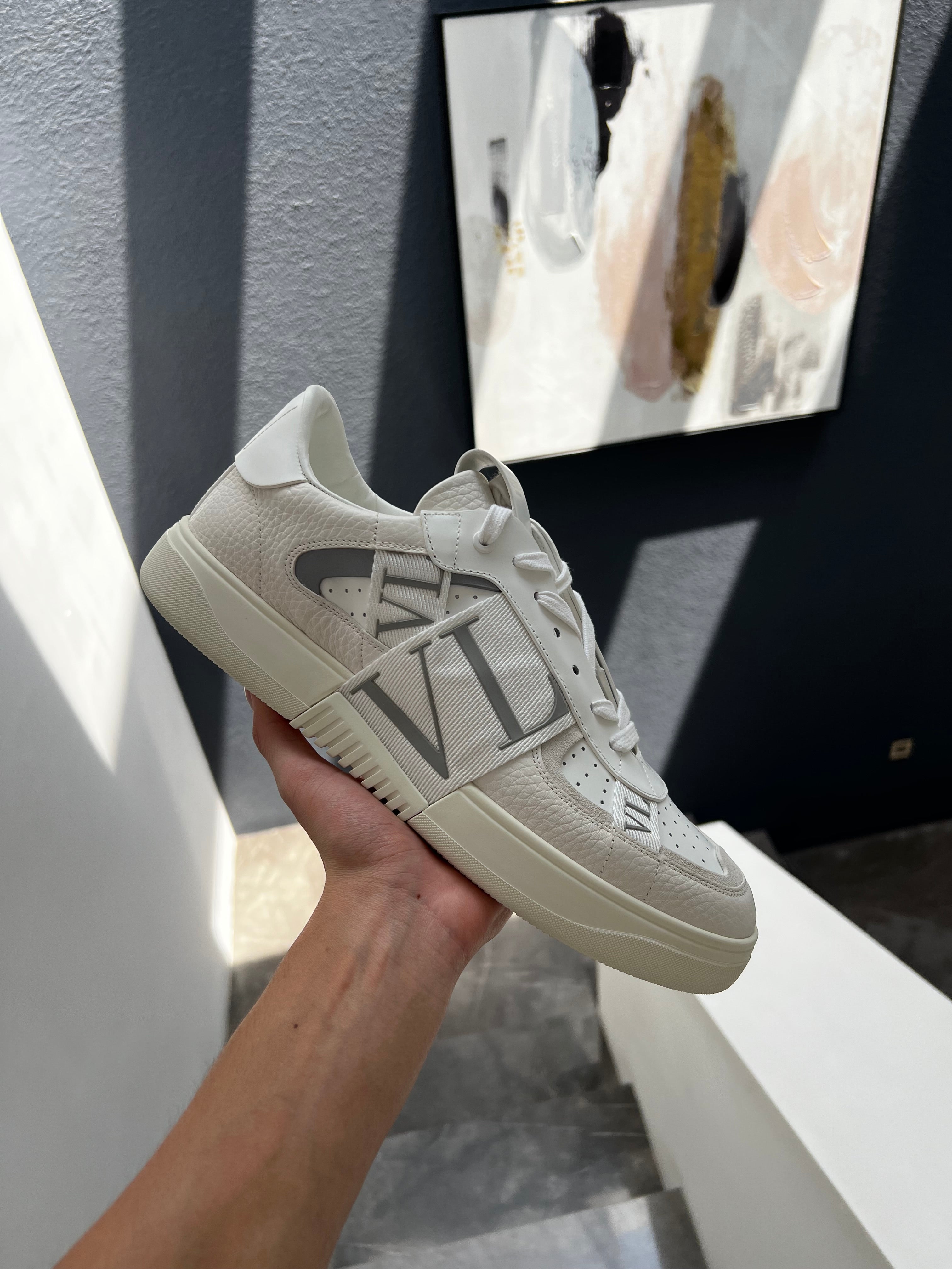 Valentino VL7N