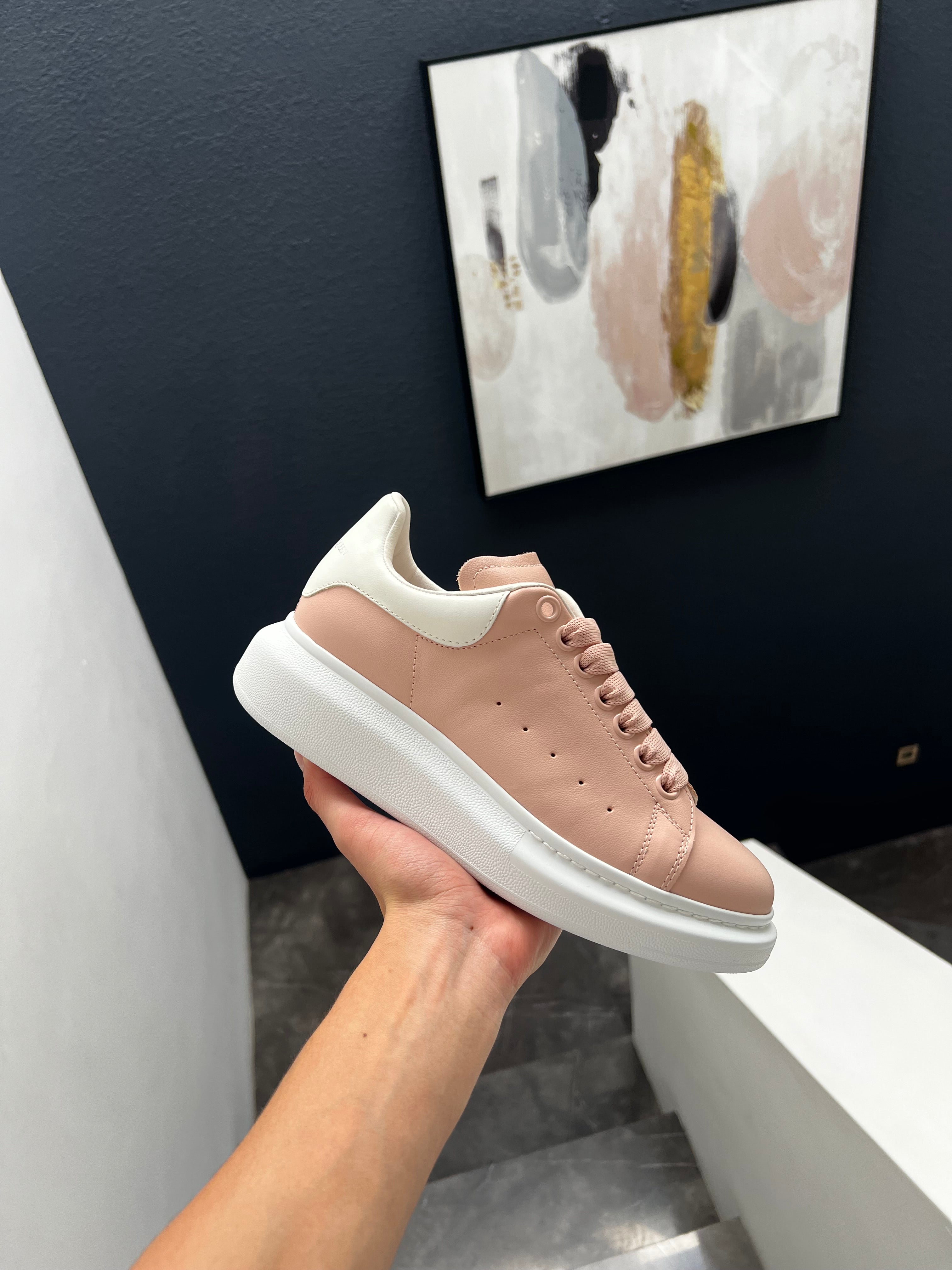 Alexander Mcqueen