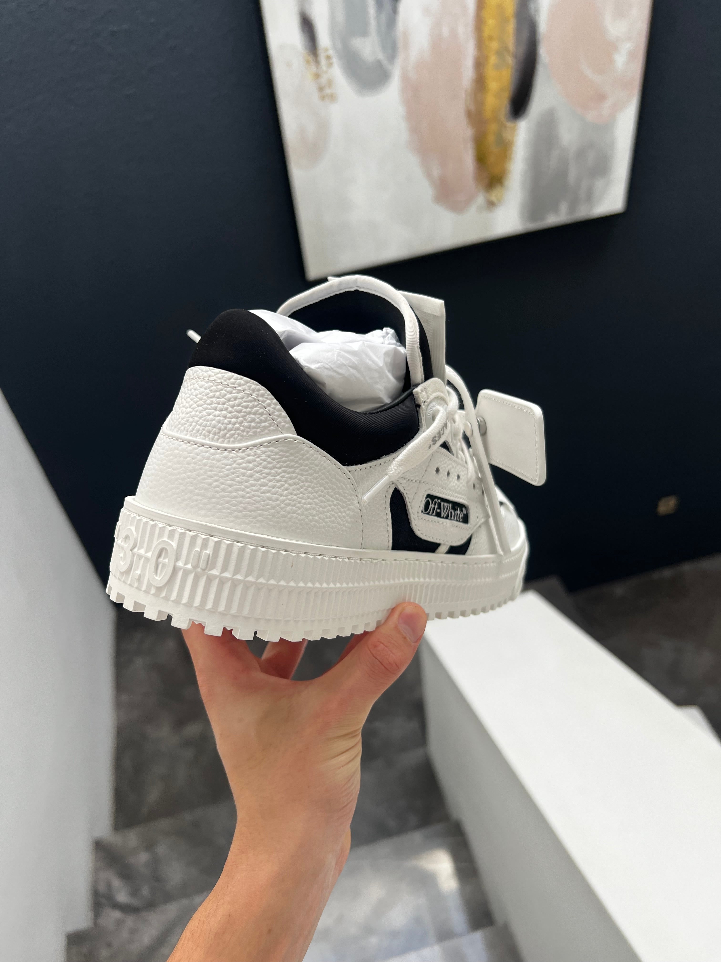Off White Off court 3.0
