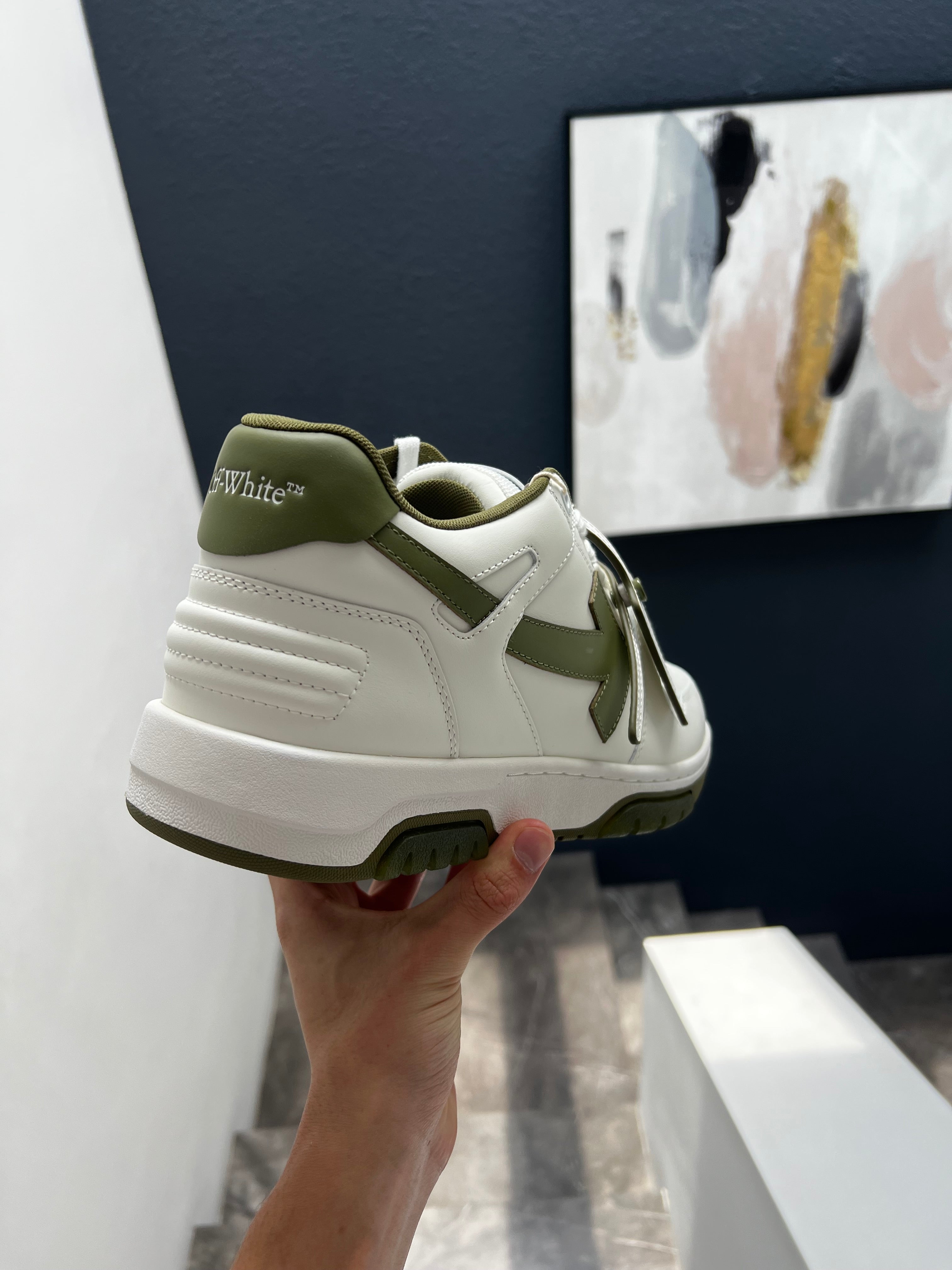 Off white OOO