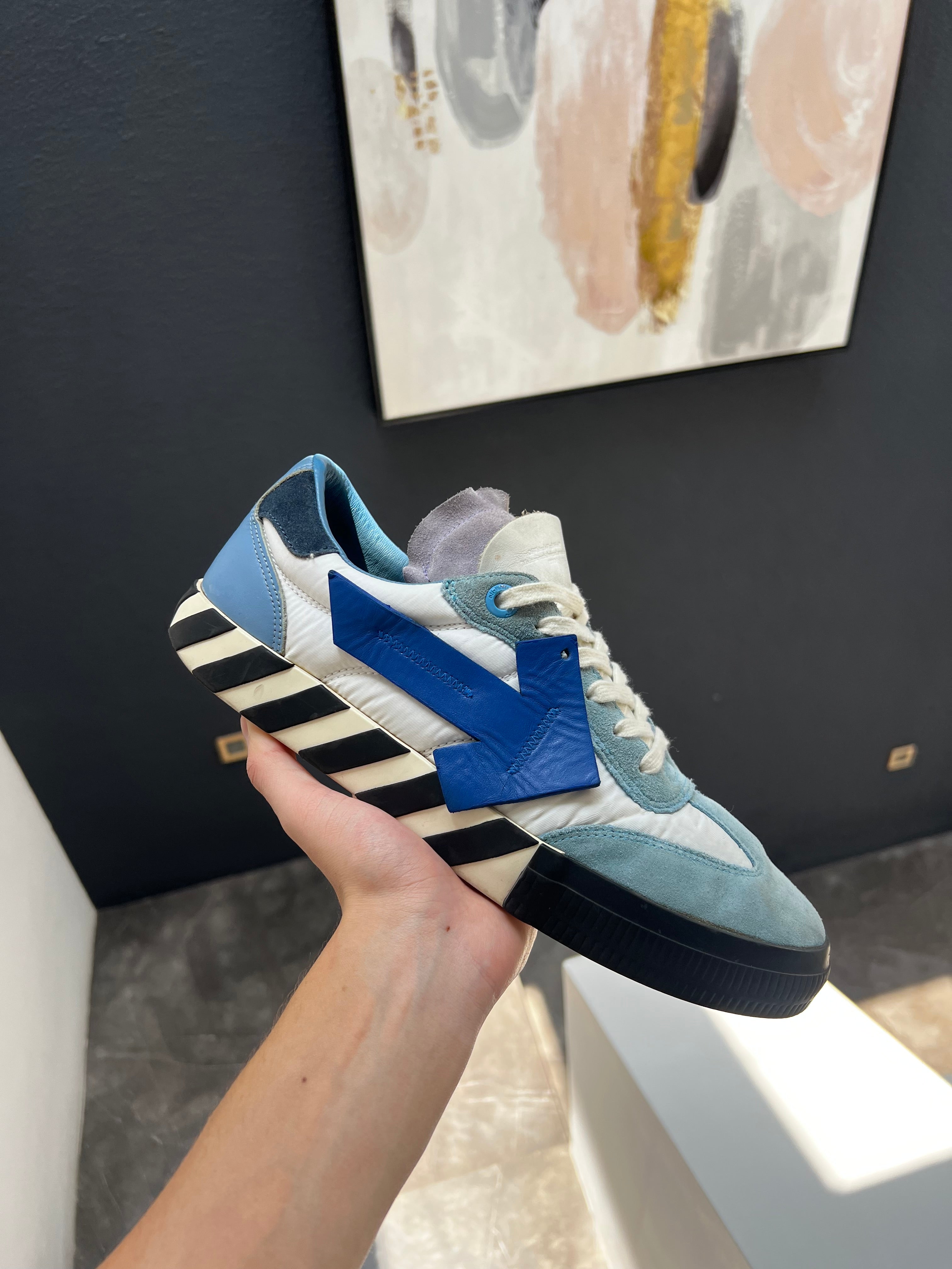 Off white vulcanized low