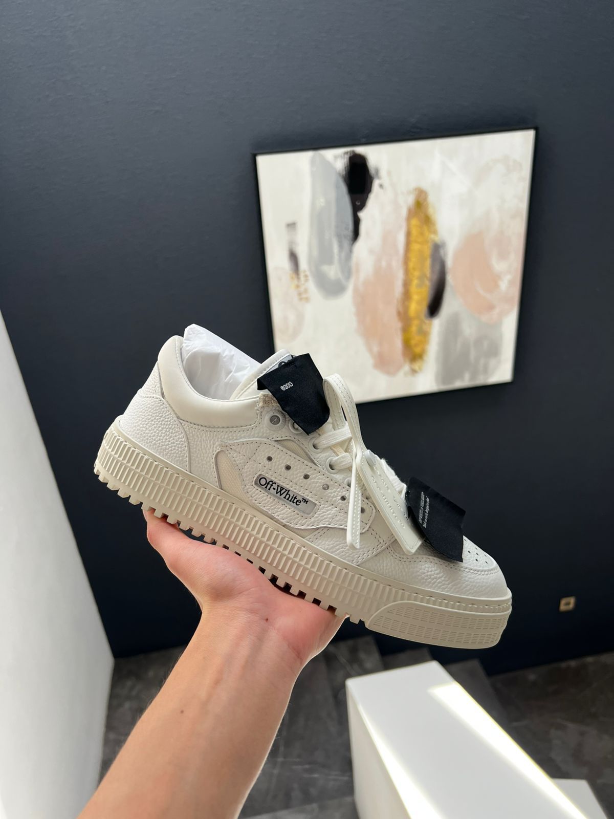 Off white OOO